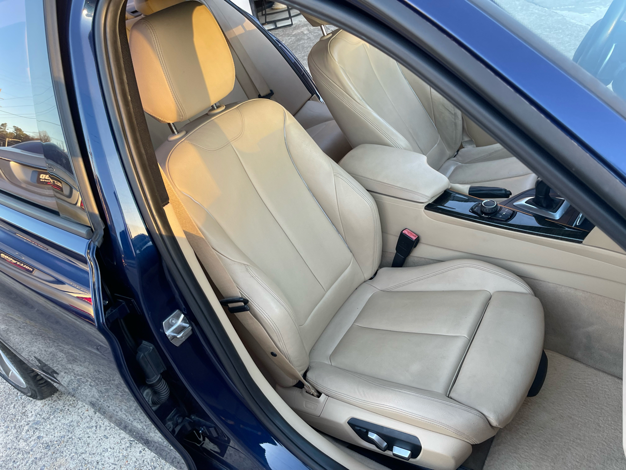 BMW 3-Series 328i 2016