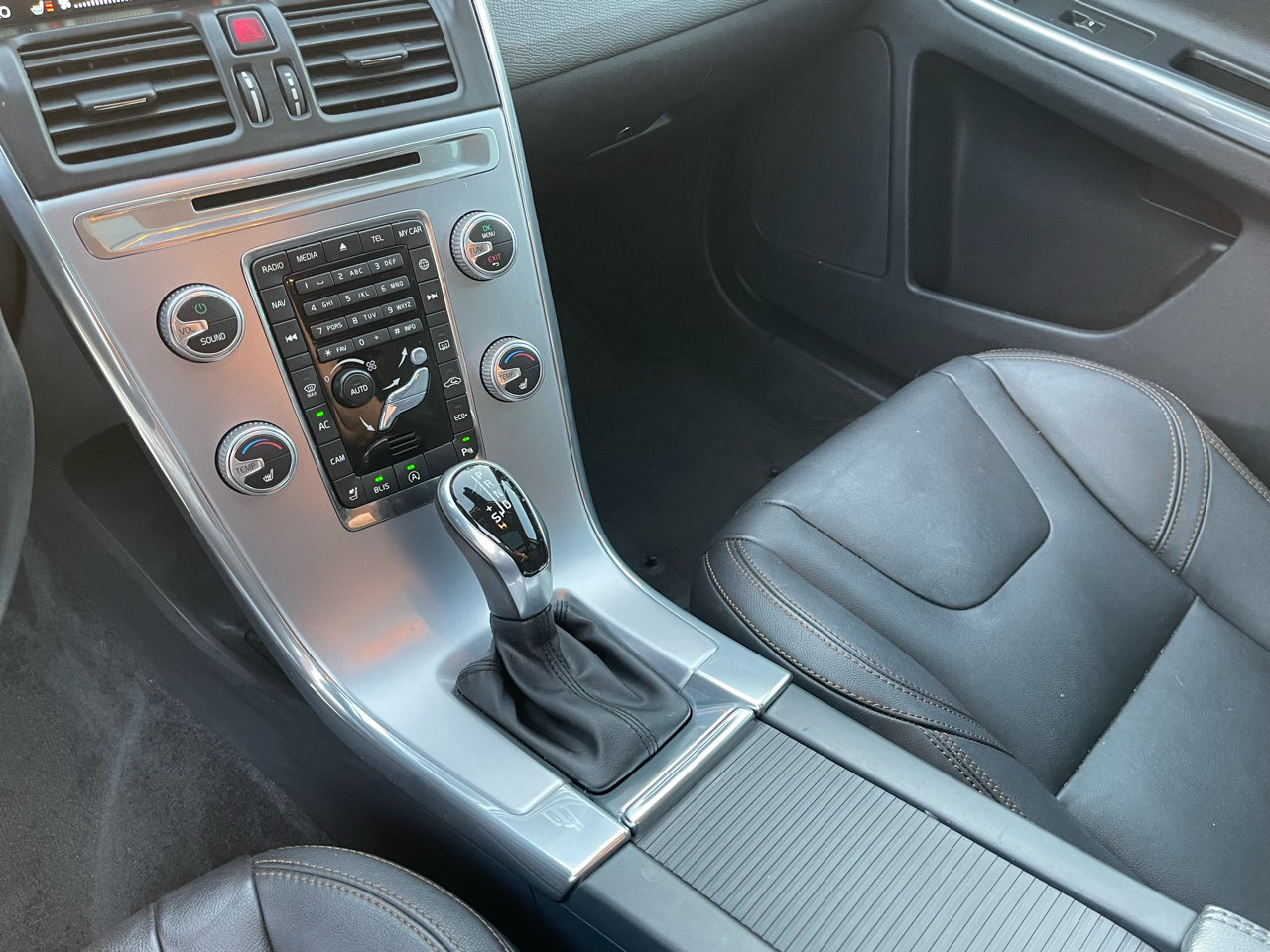 Volvo XC60 T5 Dynamic 2017