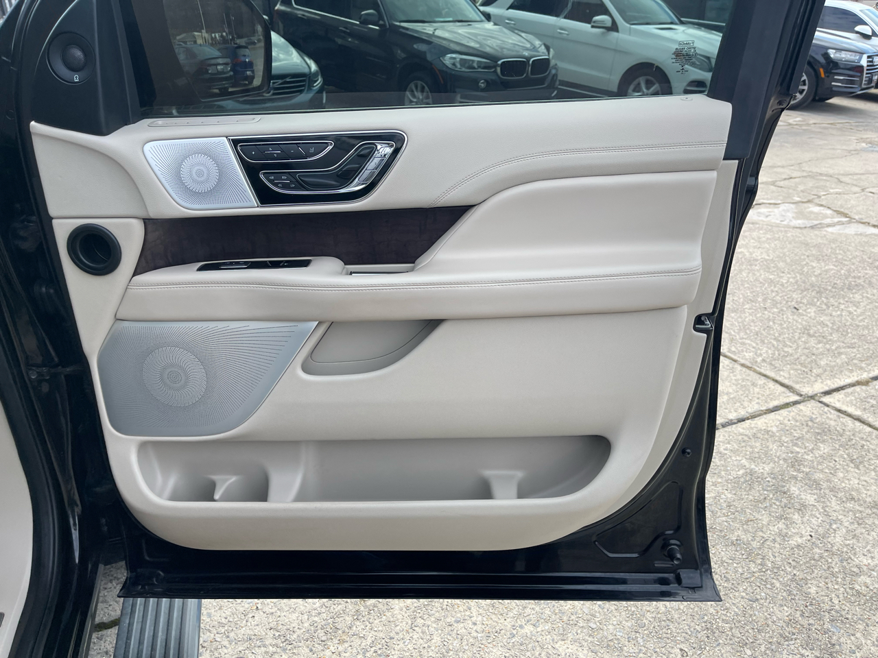 Lincoln Navigator Reserve 2021