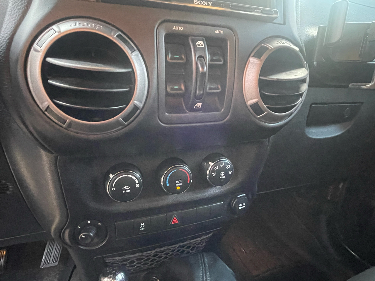 Jeep Wrangler Unlimited Sport 4WD 2017