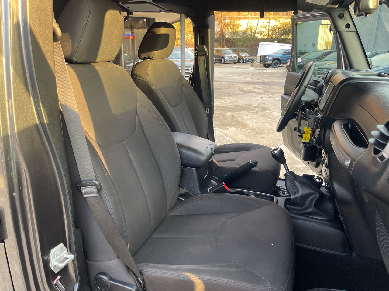 Jeep Wrangler Unlimited Sport 4WD 2017