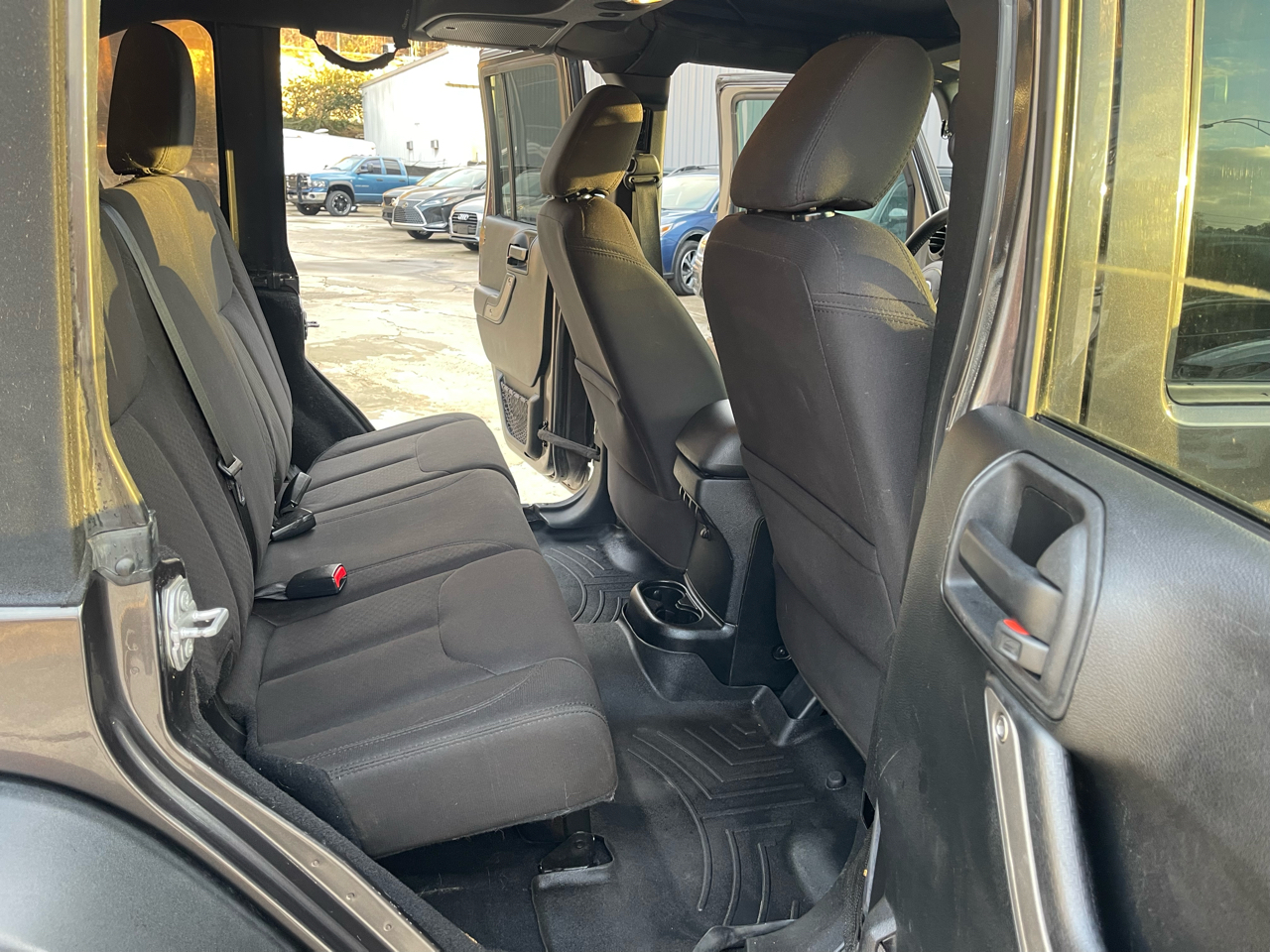 Jeep Wrangler Unlimited Sport 4WD 2017