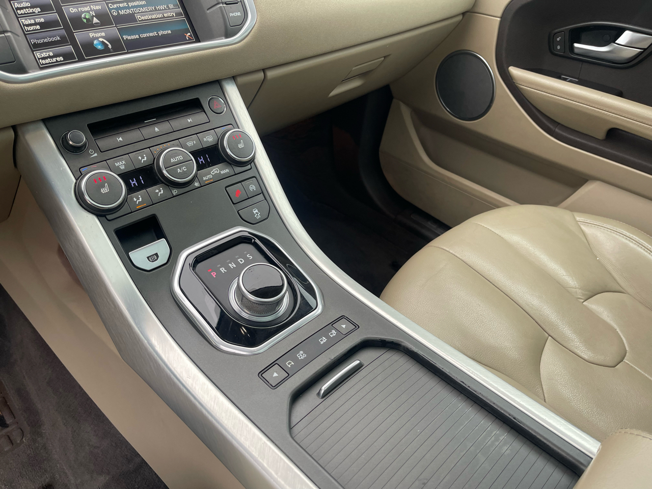 Land Rover Range Rover Evoque Pure Plus 5-Door 2015