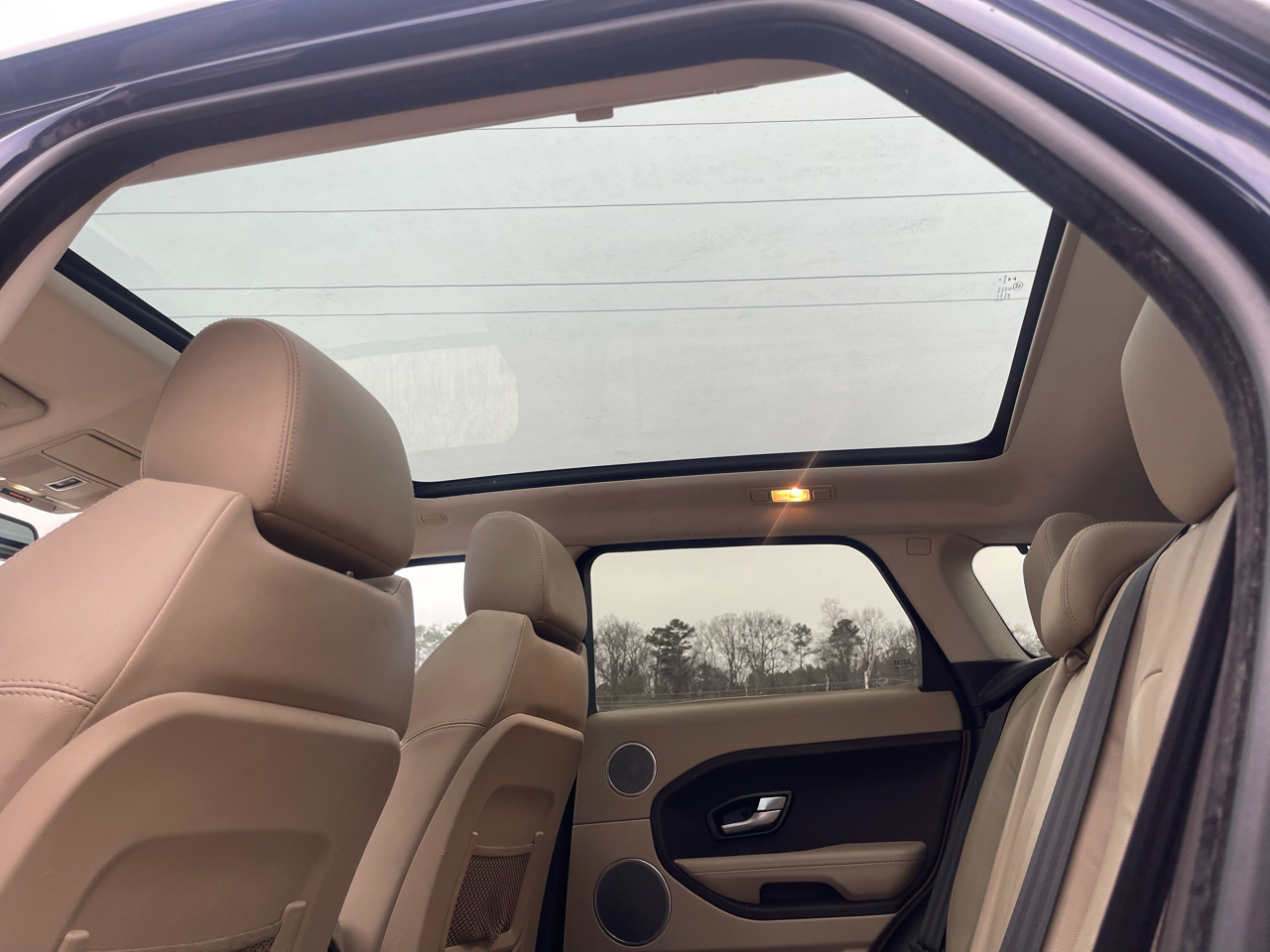 Land Rover Range Rover Evoque Pure Plus 5-Door 2015