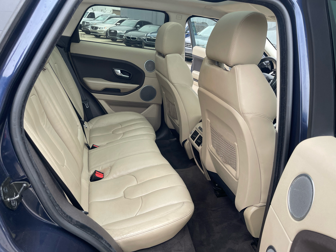 Land Rover Range Rover Evoque Pure Plus 5-Door 2015