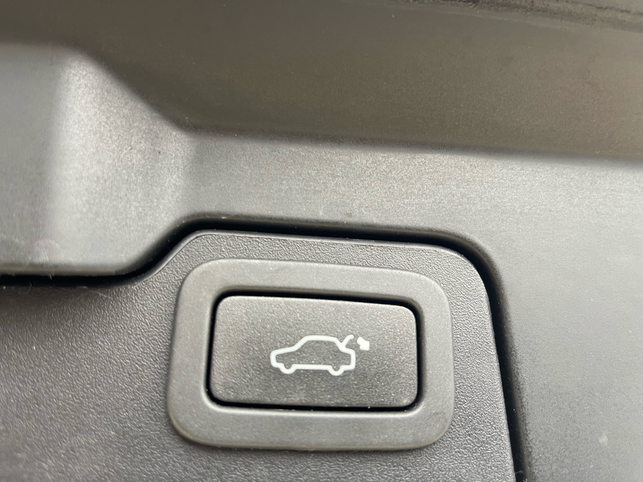 Land Rover Range Rover Evoque Pure Plus 5-Door 2015