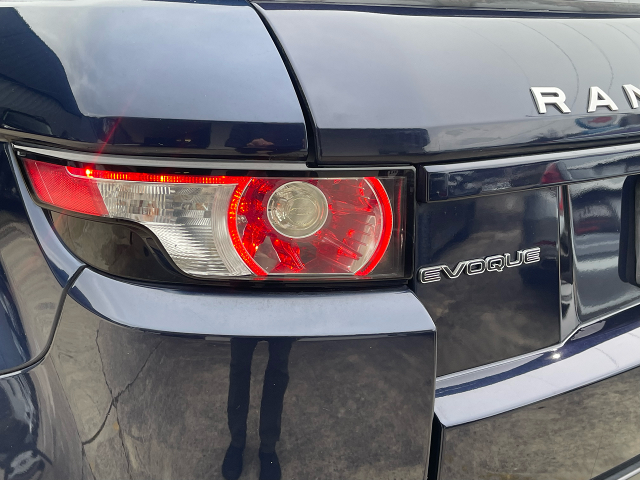 Land Rover Range Rover Evoque Pure Plus 5-Door 2015