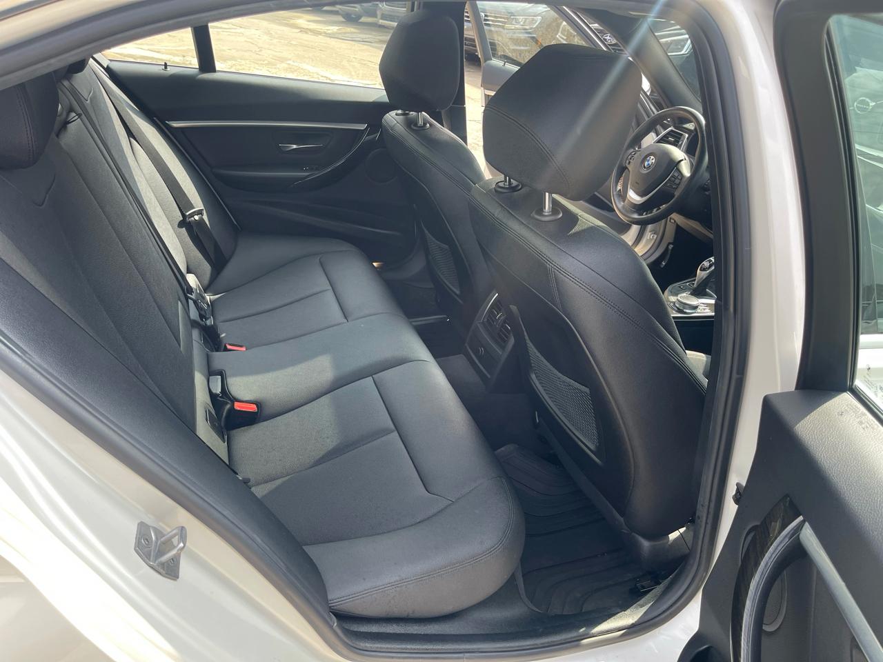 BMW 3-Series 330i SULEV Sedan 2018