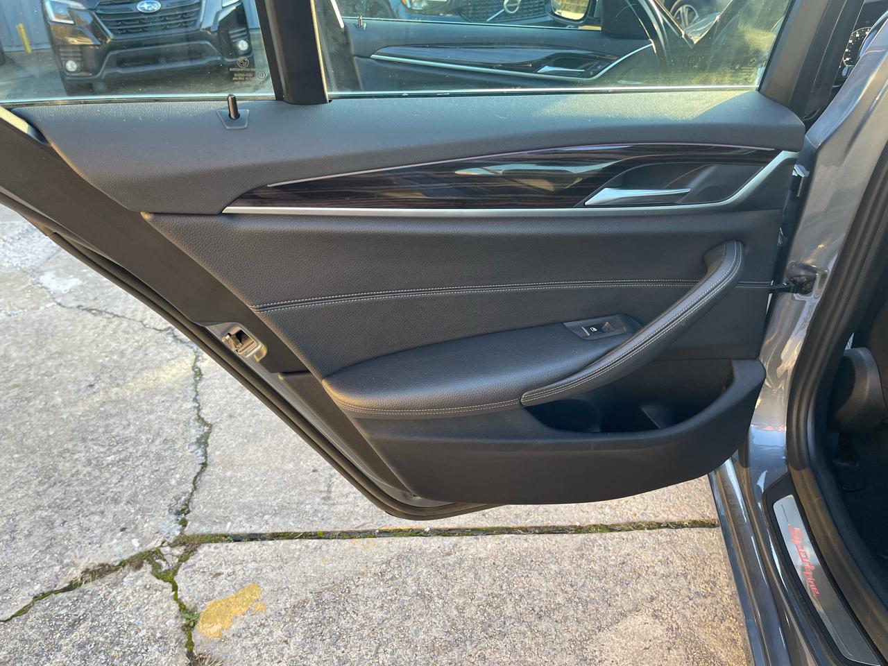 BMW 5-Series 530i xDrive 2018