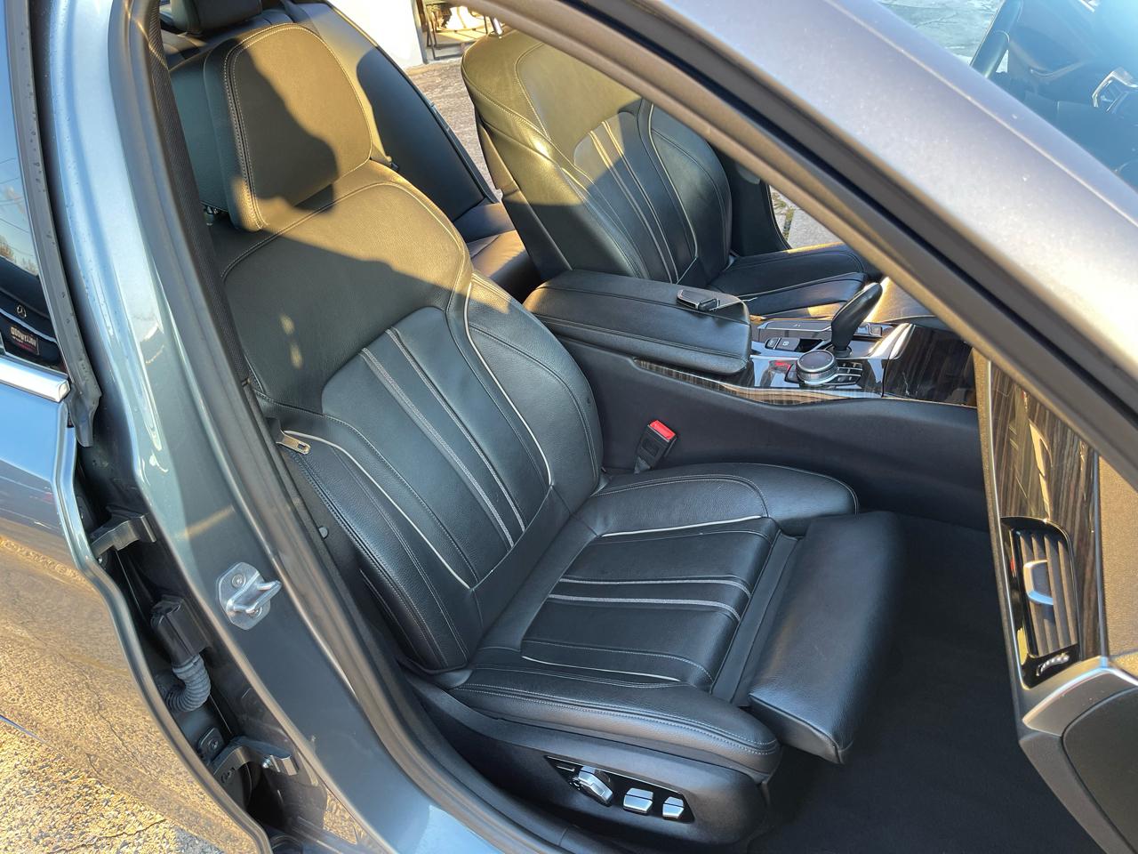 BMW 5-Series 530i xDrive 2018