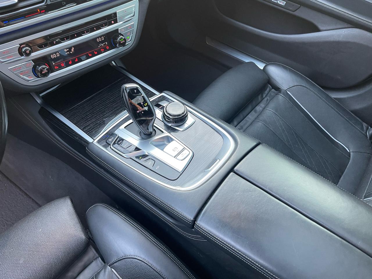 BMW 7-Series 750i xDrive 2017