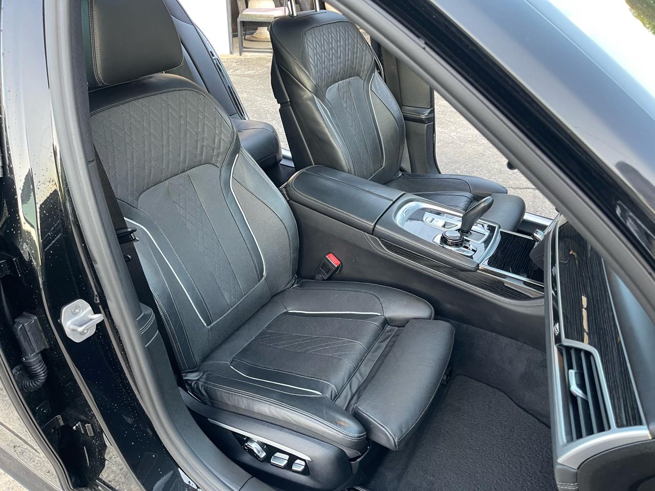 BMW 7-Series 750i xDrive 2017
