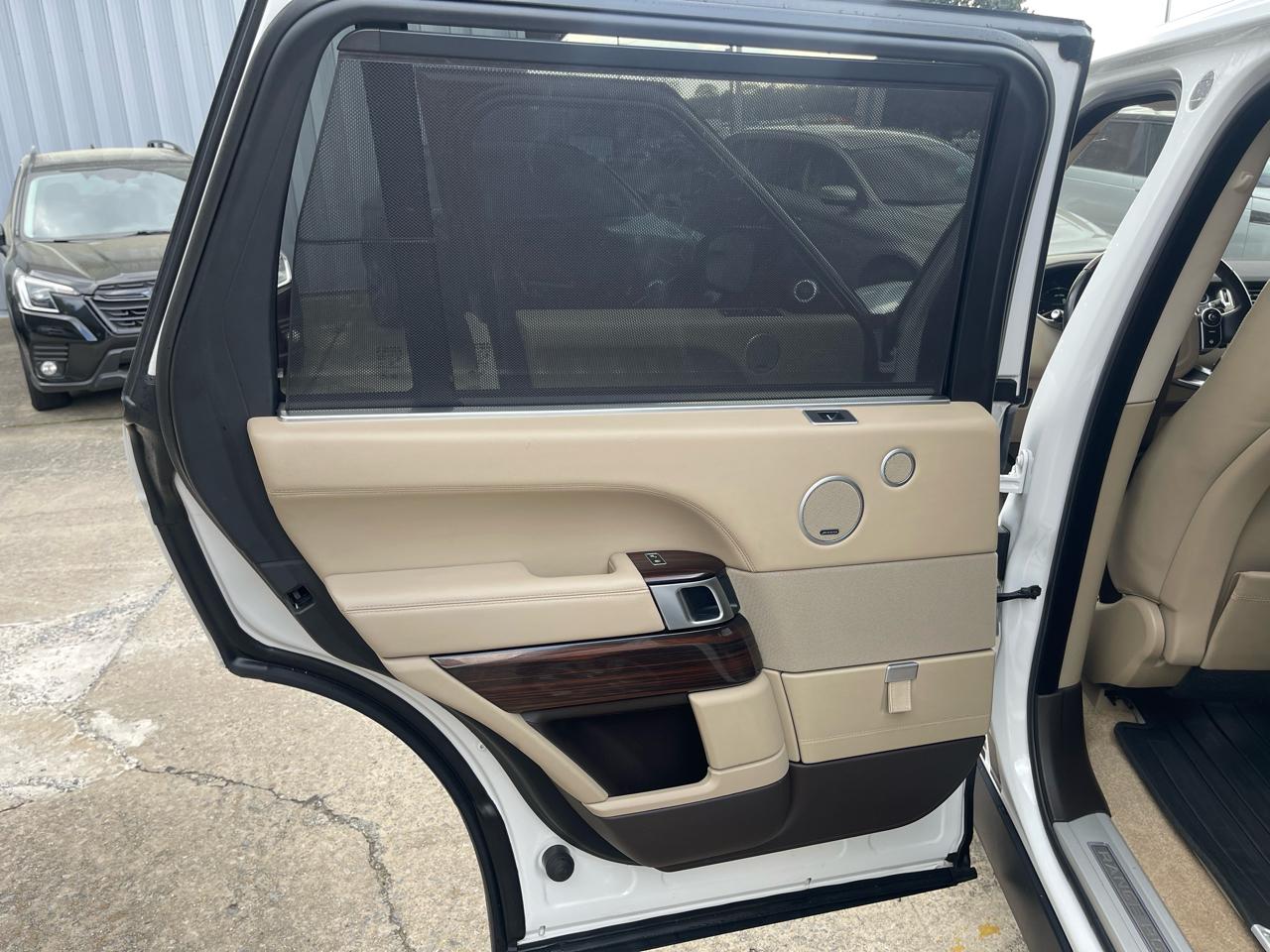 Land Rover Range Rover Supercharged LWB 2015