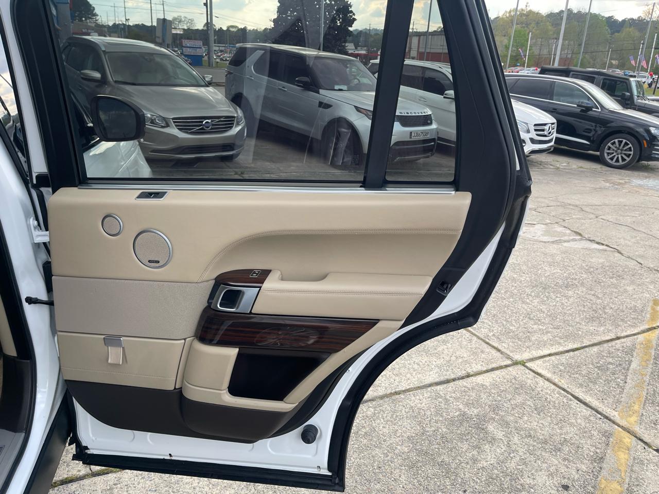 Land Rover Range Rover Supercharged LWB 2015