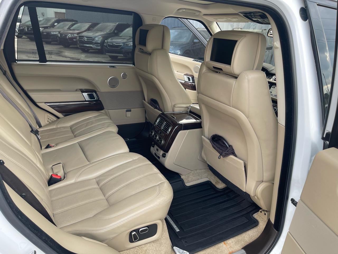 Land Rover Range Rover Supercharged LWB 2015