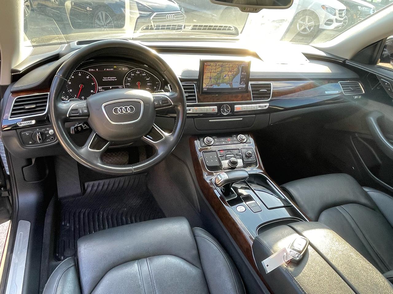 Audi A8 3.0T quattro 2016