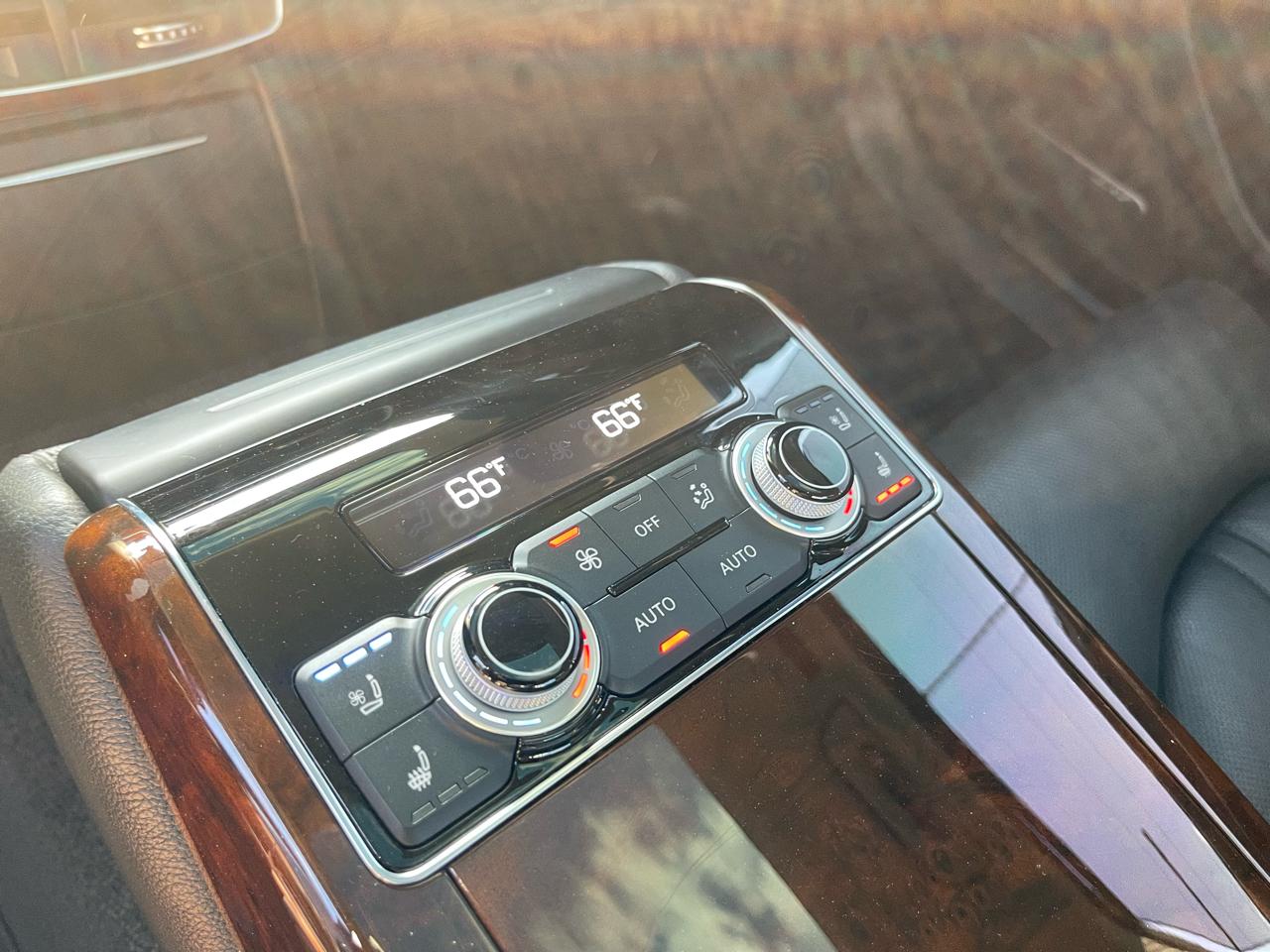 Audi A8 3.0T quattro 2016