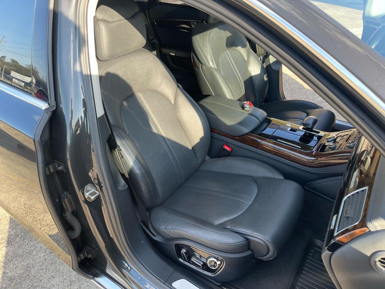 Audi A8 3.0T quattro 2016