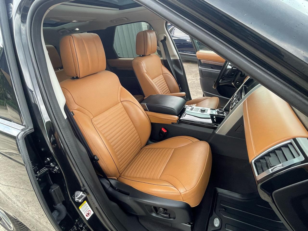 Land Rover Discovery HSE Luxury Td6 Diesel 2018