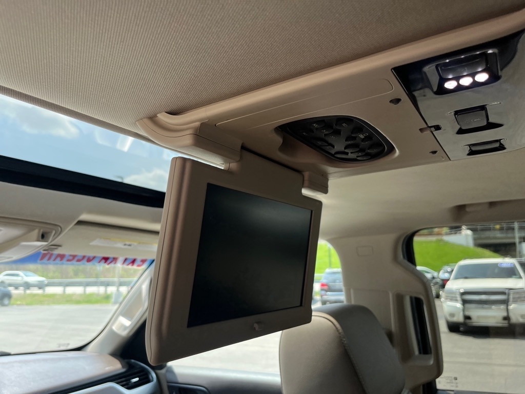 Chevrolet Tahoe 4WD 4dr Premier 2018