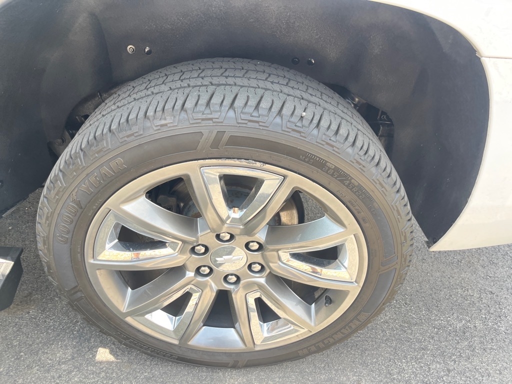 Chevrolet Tahoe 4WD 4dr Premier 2018