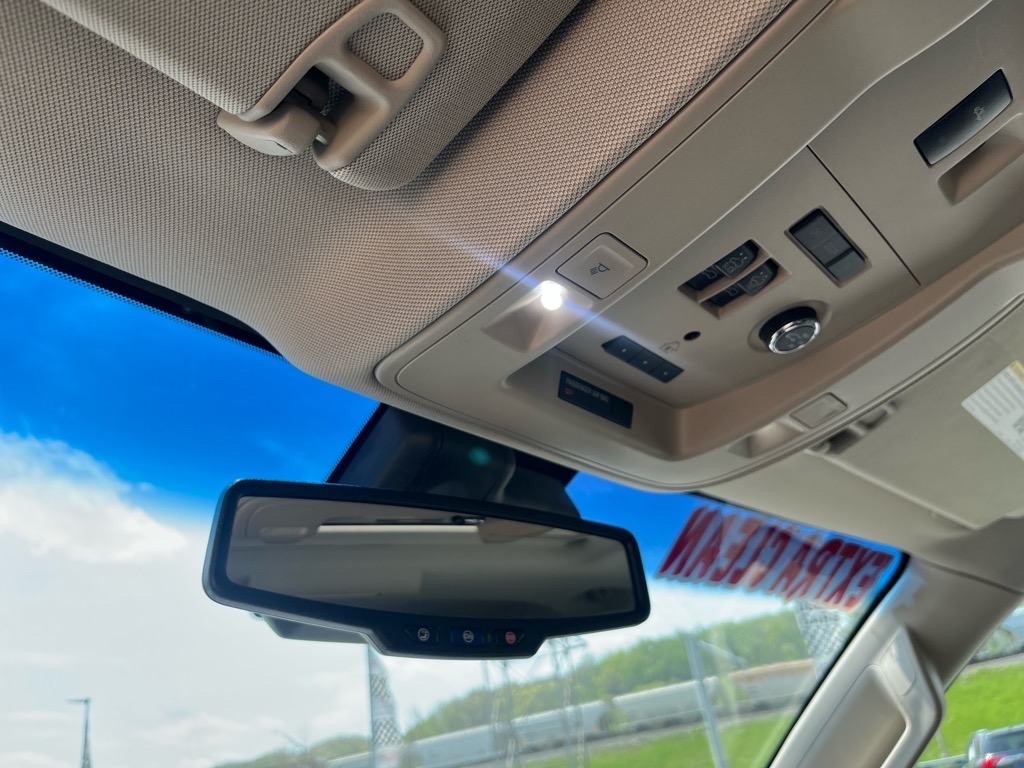 Chevrolet Tahoe 4WD 4dr Premier 2018