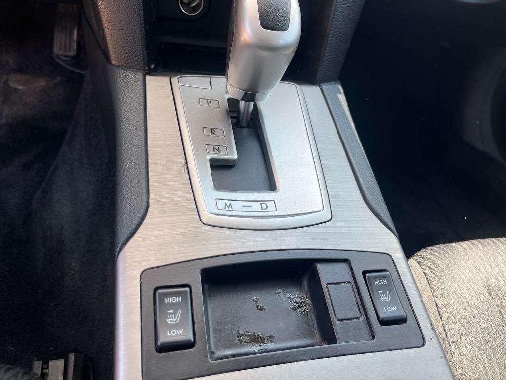 Subaru Legacy 4dr Sdn H4 Auto 2.5i Prem AWP/Pwr Moon 2011