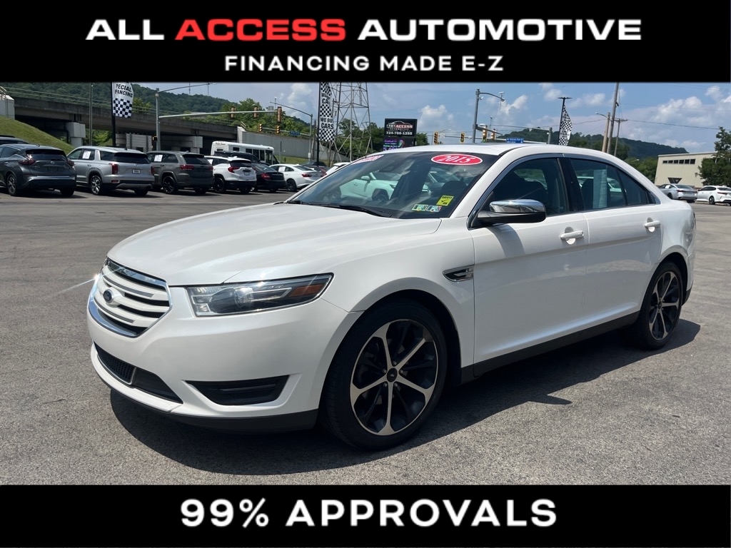 Ford Taurus 4dr Sdn Limited AWD 2015