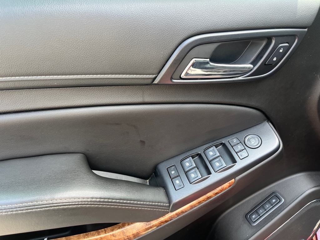 Chevrolet Tahoe 4WD 4dr Premier 2019