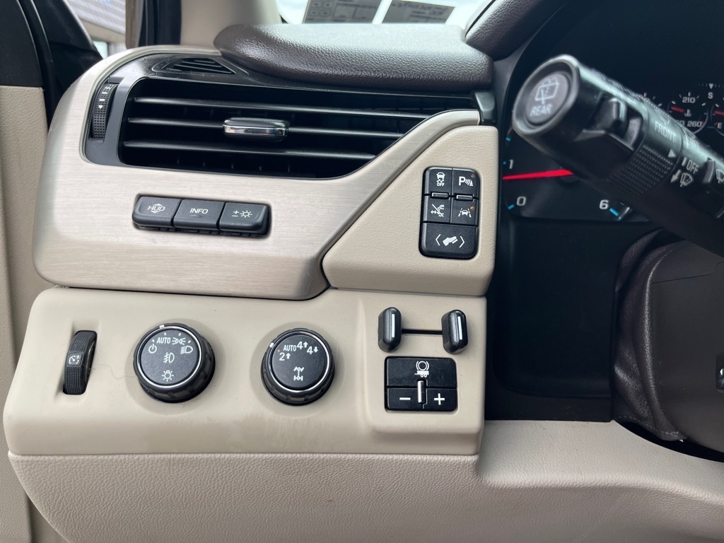 GMC Yukon 4WD 4dr Denali 2018