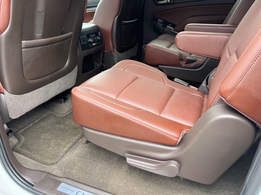 Chevrolet Suburban 4WD 4dr 1500 LTZ 2016