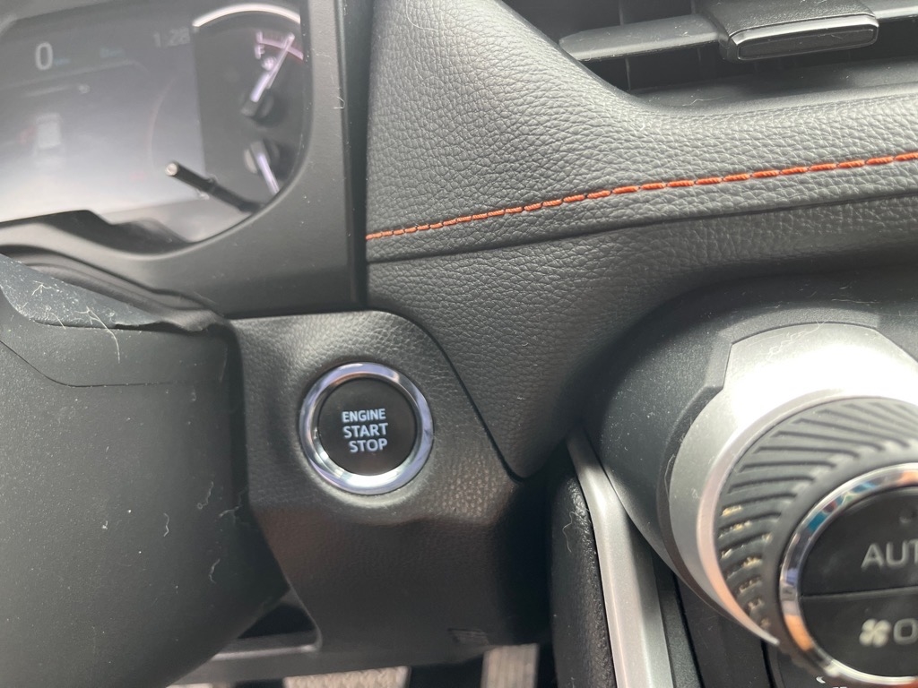 Toyota RAV4 Adventure AWD (Natl) 2021