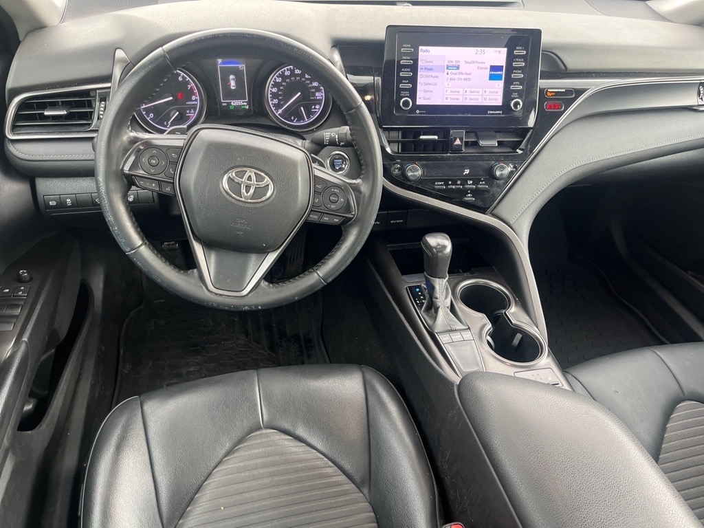 Toyota Camry SE Auto (Natl) 2022