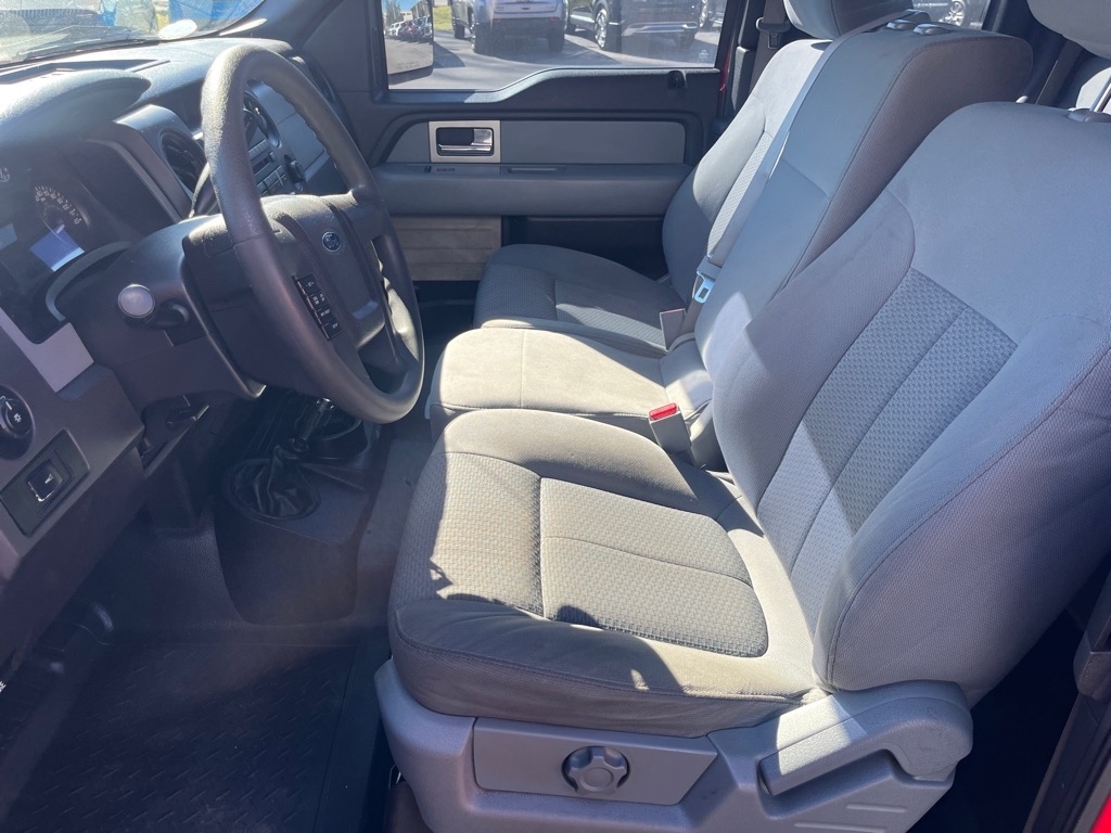 Ford F-150 4WD SuperCab 145" XL 2011