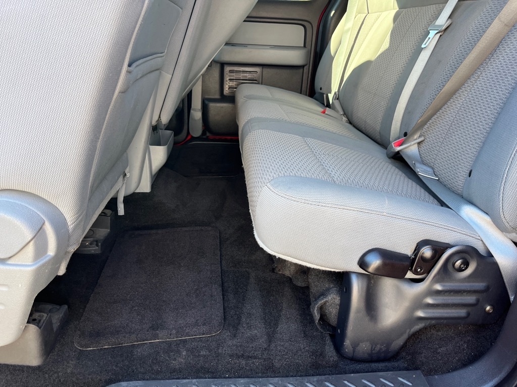 Ford F-150 4WD SuperCab 145" XL 2012