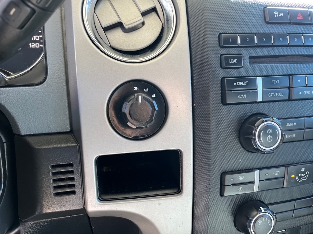 Ford F-150 4WD SuperCab 145" XL 2012