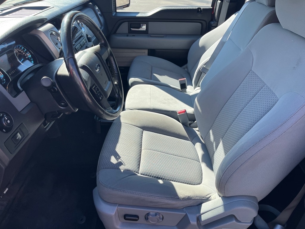 Ford F-150 4WD SuperCab 145" XL 2012