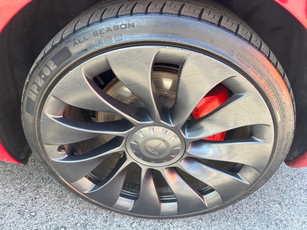 Tesla Model 3  2023