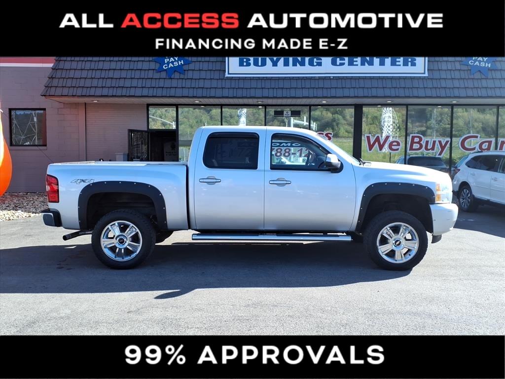 2012 Chevrolet Silverado 1500 4WD Crew Cab 143.5" LTZ