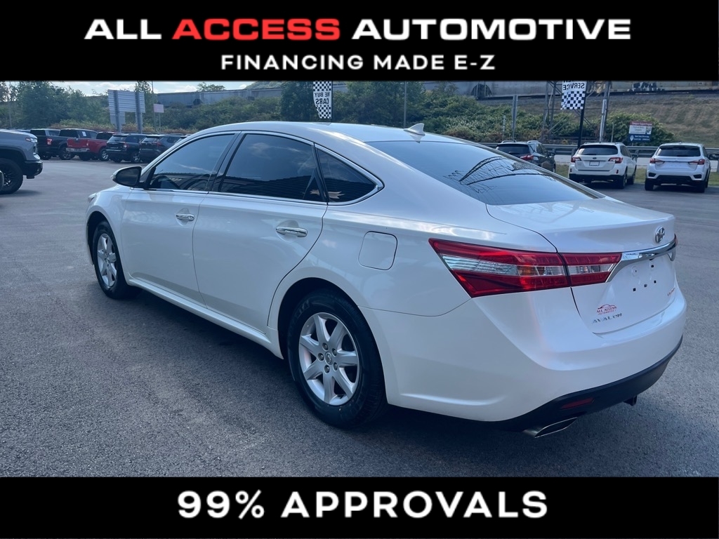Toyota Avalon 4dr Sdn Limited (Natl) 2014