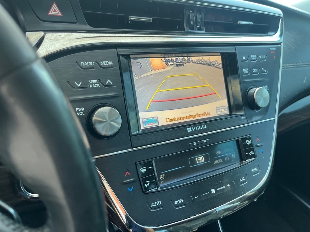 Toyota Avalon 4dr Sdn Limited (Natl) 2014