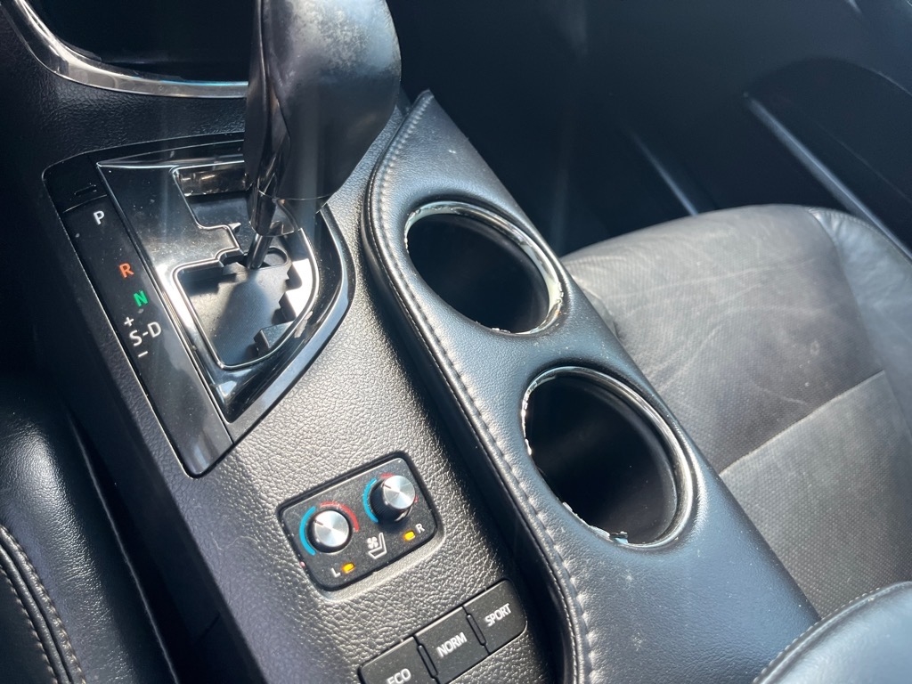 Toyota Avalon 4dr Sdn Limited (Natl) 2014