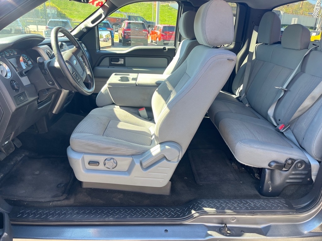 Ford F-150 4WD SuperCab 145" XLT 2012