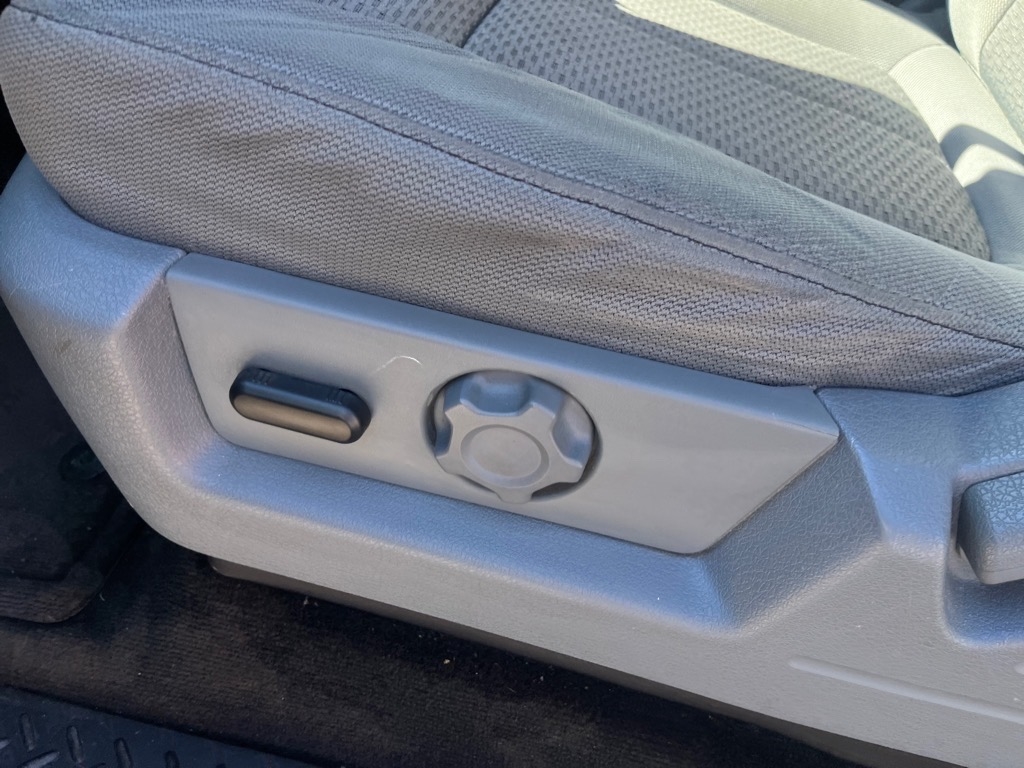 Ford F-150 4WD SuperCab 145" XLT 2012