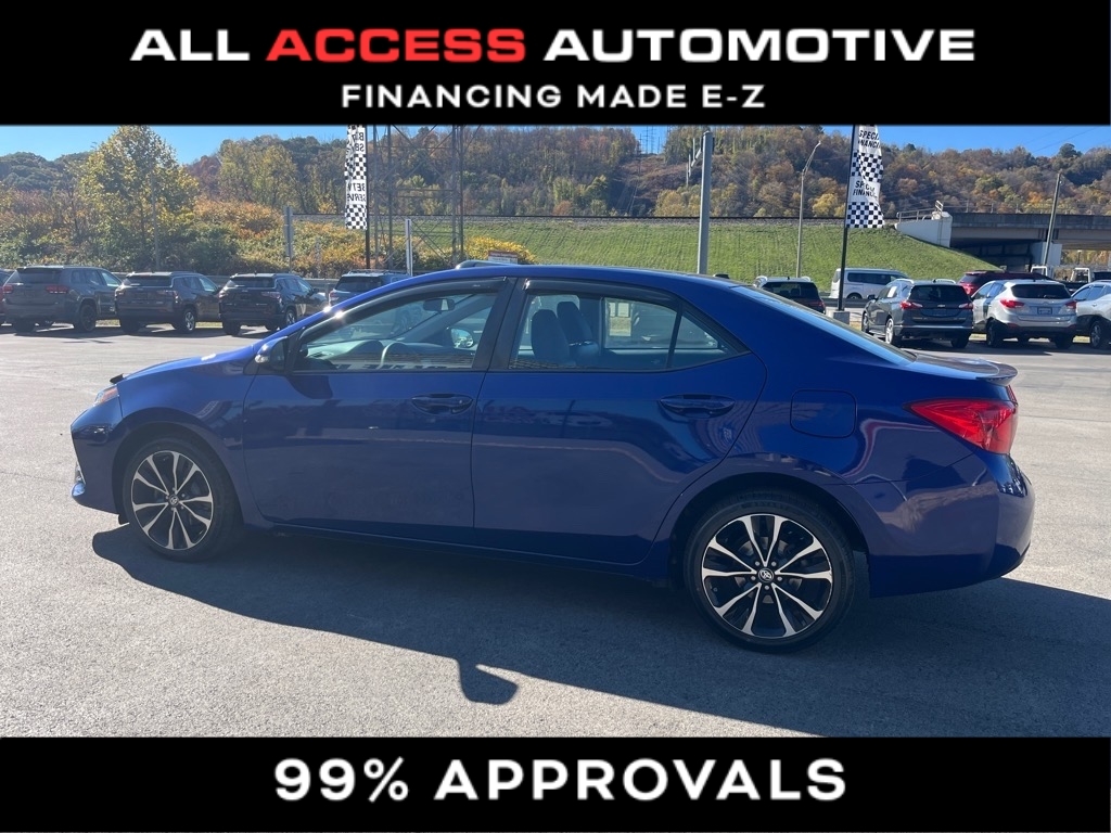 2017 Toyota Corolla XLE XSE Special Edition photo 4