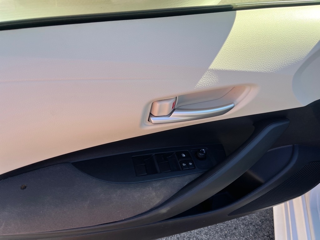 Toyota Corolla LE CVT (Natl) 2021