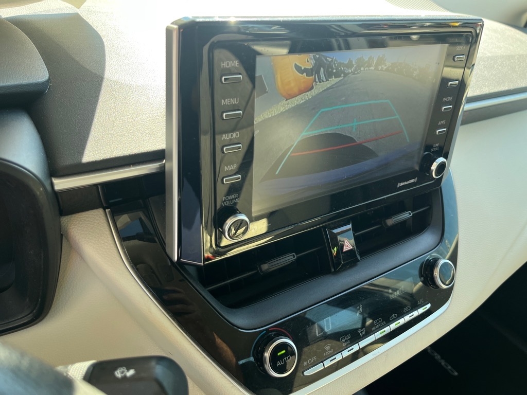 Toyota Corolla LE CVT (Natl) 2021