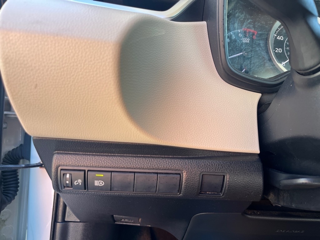 Toyota Corolla LE CVT (Natl) 2021