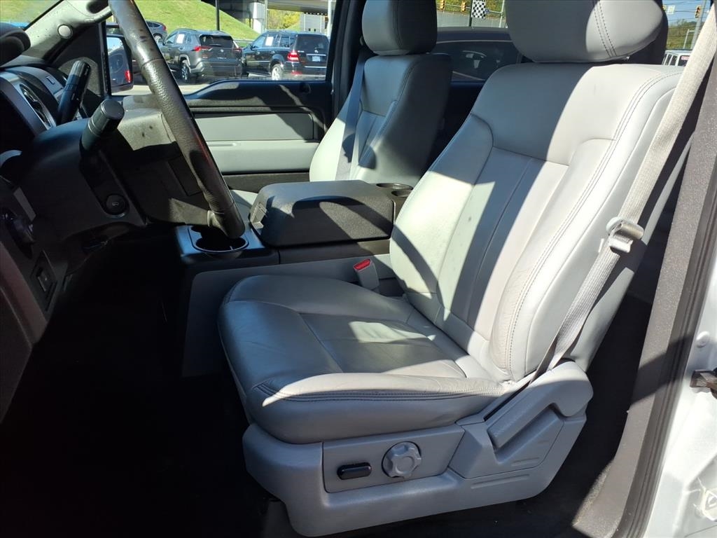 Ford F-150 4WD SuperCrew 145" XLT 2014