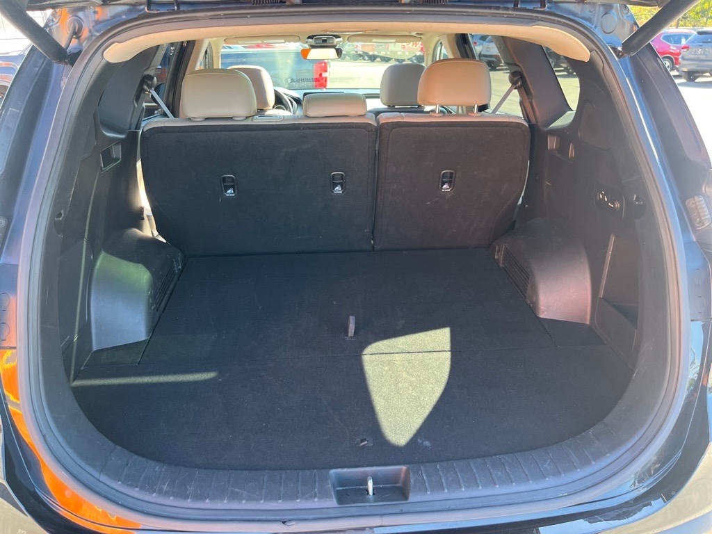 Hyundai Santa Fe SEL FWD 2023